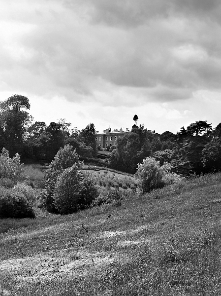 Mount Ephraim B&W.jpg